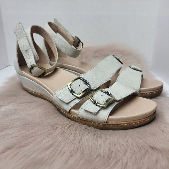 Dansko Astrid Textured Ivory Nubuck Sandal Shoes Size 8.5 - Picture 1 of 9